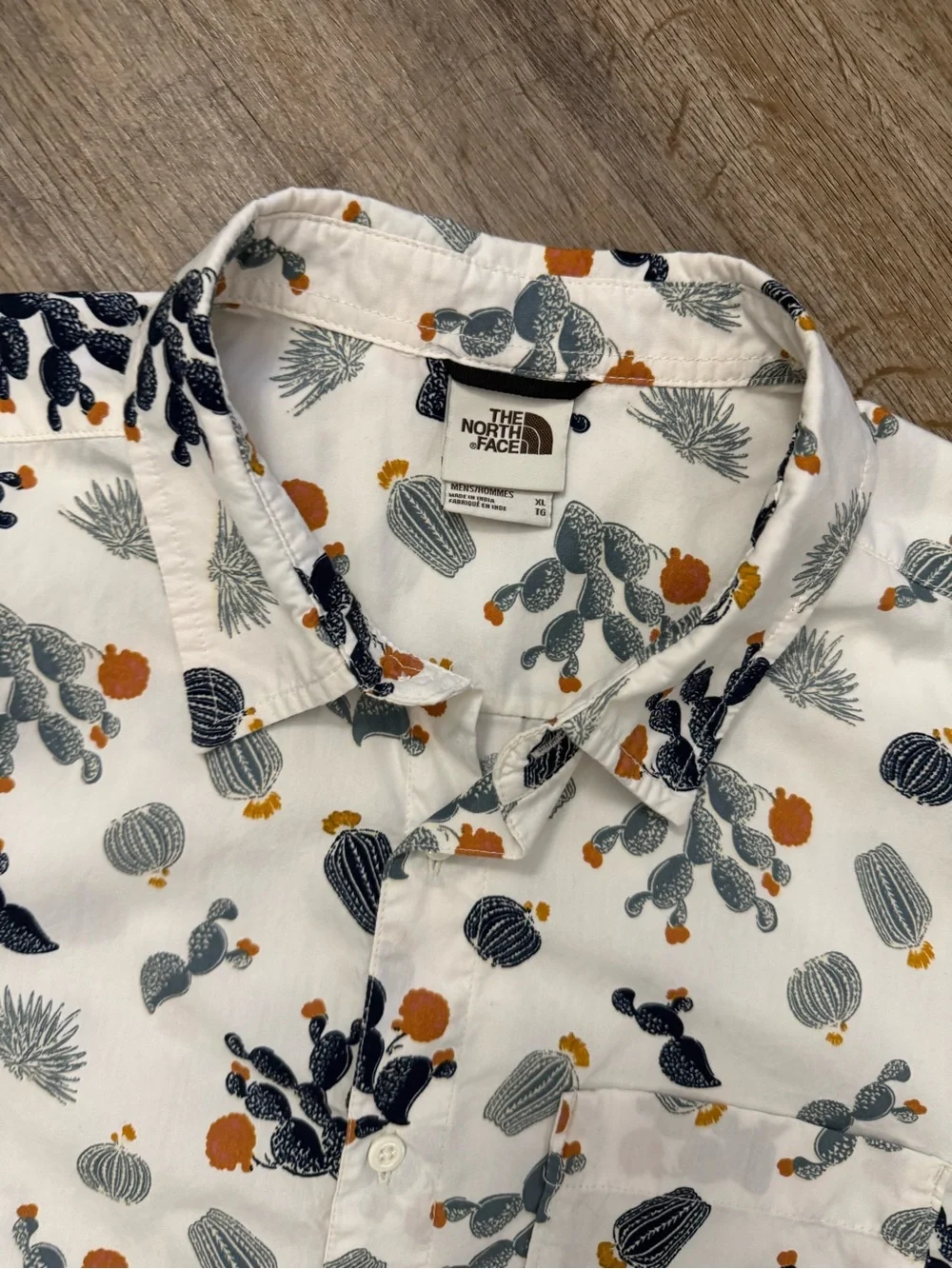 The North Face • Baytrail Pattern Shirt Gardenia White Cacti Print